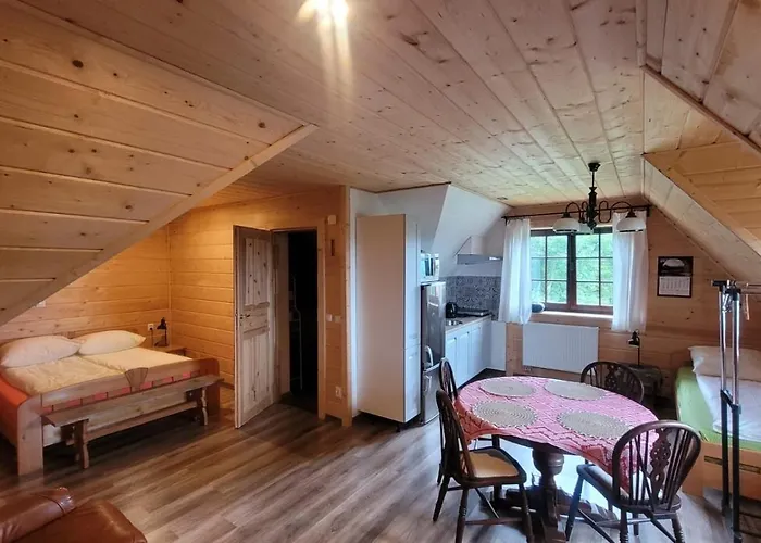 Gospodarstwo agroturystyczne Drapula - - Na Wyłączność Z Widokiem Na Góry I Aneksem Kuchennym Zawadka (Myslenice)